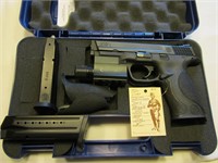 Smith & Wesson m&p 9mm Hand Gun