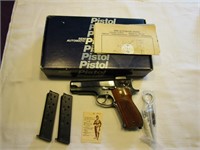 Smith & Wesson 539  9mm Hand Gun (unfired)