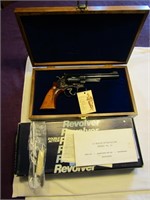 Smith & Wesson 29 Alaska Comm. 44 Magnum(unfired)