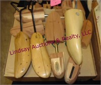 3 1/2 pairs of Shoe Stretchers