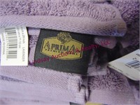1 lot of new purple towels, full queen blanket,