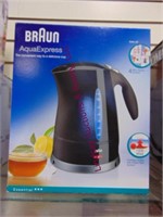 NIB Braun Aqua Express, Black heating pot