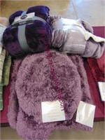 New Plush 7 1/2 ft by 8 1/2 blanket, a Sherpa