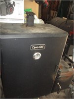 Dyna-Glo Steel Upright Cabinet BBQ Smoker