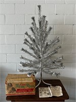 Vintage sparkler POM POM aluminum Christmas tree