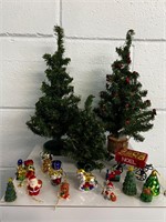 3 mini Christmas trees & mini ornaments