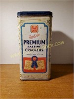 Vintage  Premium  Saltine  Crackers  Tin