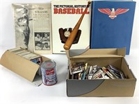 Lot du collectionneur: Cartes & livres de Baseball