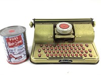 Machine à écrire vintage Berwin