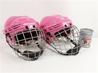 Deux casques de hockey Bauer Rose