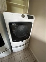 Maytag Commercial Clothes Dryer w/Stand electric