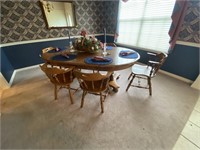 Kitchen Table w/2 Leaves & 8 Chairs