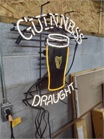 Guiness Draught Neon Beer Sign