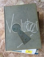 (5) UNIVERSITY OF TENNESSE YEARBOOKS