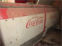 LARGE VINTAGE COCA COLA COOLER