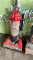 2-Vacuums  Dirt devil & Cleanview