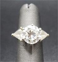 2.92 Carat 18k Round Brilliant Cut Diamond Ring
