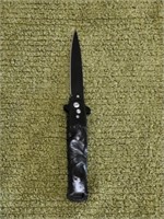 BLACK SCALES SWITCHBLADE KNIFE W/ SAFETY