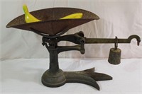Antique Iron Grocery Scale w/Tray, Weight