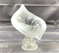 7" White Opalescent Jack & the Pulpit Vase