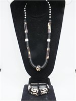 CONTEMPORARY NECKLACE WITH STRETCH BRACELET