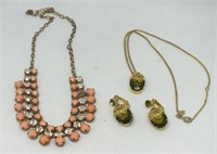 ANTIQUE NECKLACE AND MORE