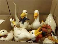 Duck Figures, Ceramics, Décor (2 boxes)