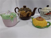 Teapots, Cream & Sugar