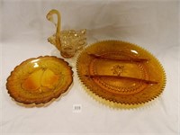 Tiara Divided Round Tray; Swan; Plate-w/Fruit
