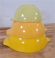 Vintage Pyrex Orange & Yellow Mixing Bowl Set