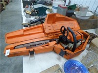 STIHL O24 CHAINSAW WITH CASE