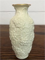 Unmarked Lenox bud vase