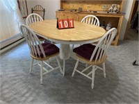 5' Oval Oak/White Table w/4 Chairs