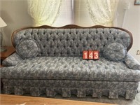 Livingston 7' Country Style Sofa