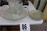 Glass Serving / Punch Bowl With (6) Desert Plates