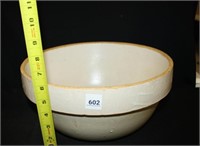 Round Stoneware large Mixing Bowl