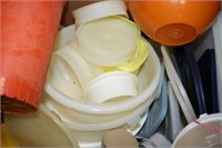 Kitchen Plastics Tupperware items 10+