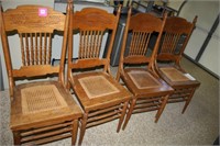 Set of 4 Dining Chairs w/Design and Cane Seat