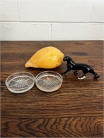 Miscellaneous small black panther conch & coasters