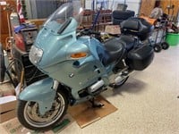 2001 BMW R1100 RT Motorcycle