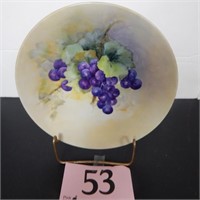 HAND PAINTED GRAPE PLATE 9 IN