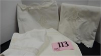 ASSORTED FLAT MONOGRAMMED SHEETS AND LACE TRIMMED