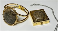 2 Rings, Bracelet, Necklace, Box, same stones