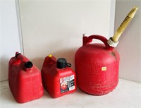3 Gas Cans, 1 doesn’t have a cap