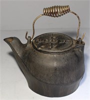 vintage crossword Lodge cast iron kettle