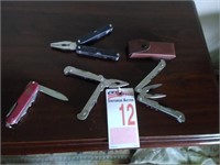 4 Multi-Tool Knives