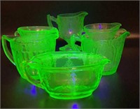 (6) Uranium Glass Creamers
