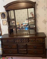 Vintage Dresser w/Mirror