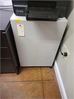 FILE CABINET