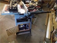 Delta 10 inch Table Saw w/ Extras and Blades